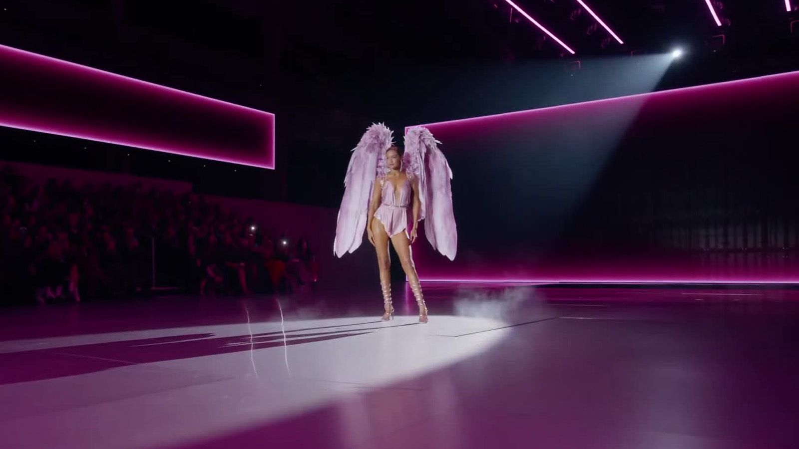 VICTORIA'S SECRET | Gallery Image