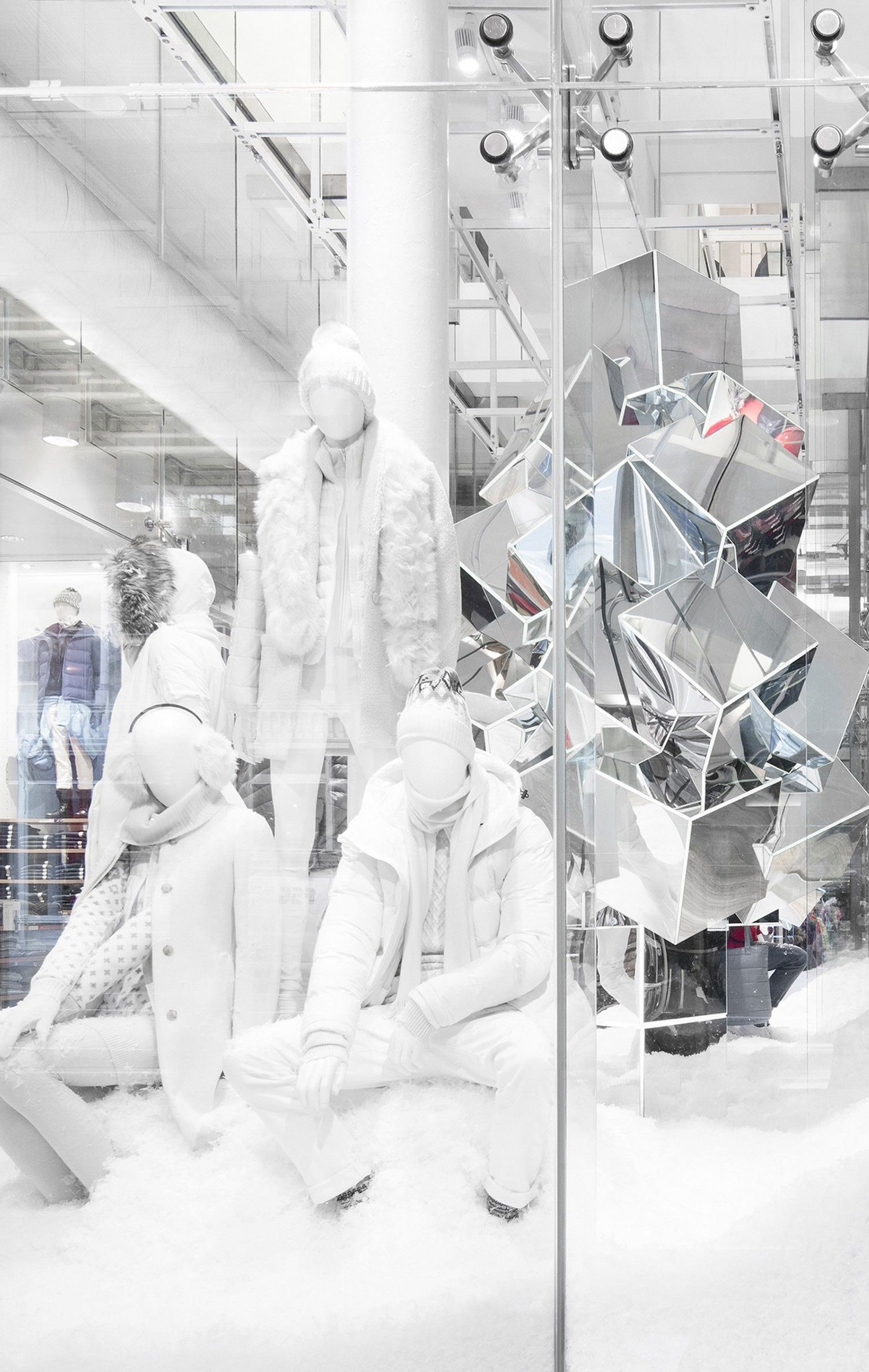 UNIQLO HOLIDAY | Gallery Image