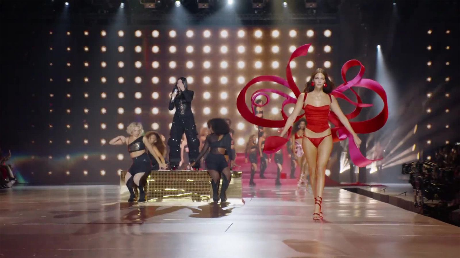 VICTORIA'S SECRET | Gallery Image